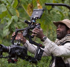 Vianet recording a lion
