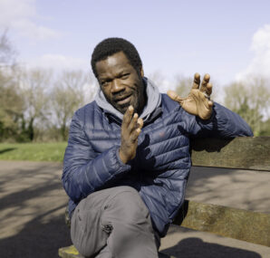 Vianet recording a lion
