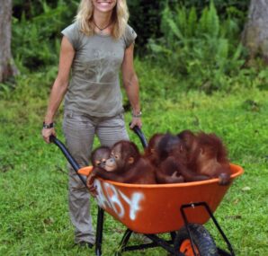 Michaela Strachan portrait 2